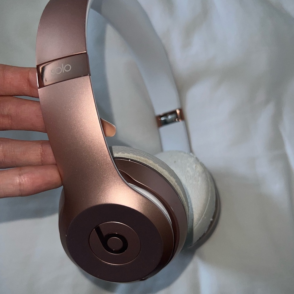 Beats Solo 3 Wireless Headphones